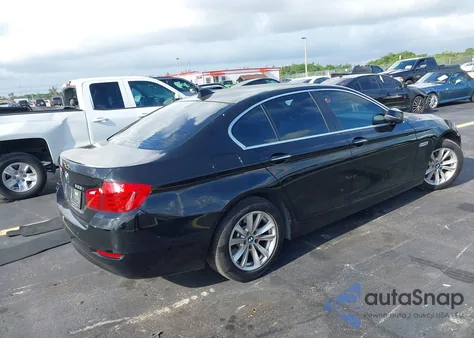 2015 BMW 528 из США, поврежденный, VIN WBA5A5C59FD524009
